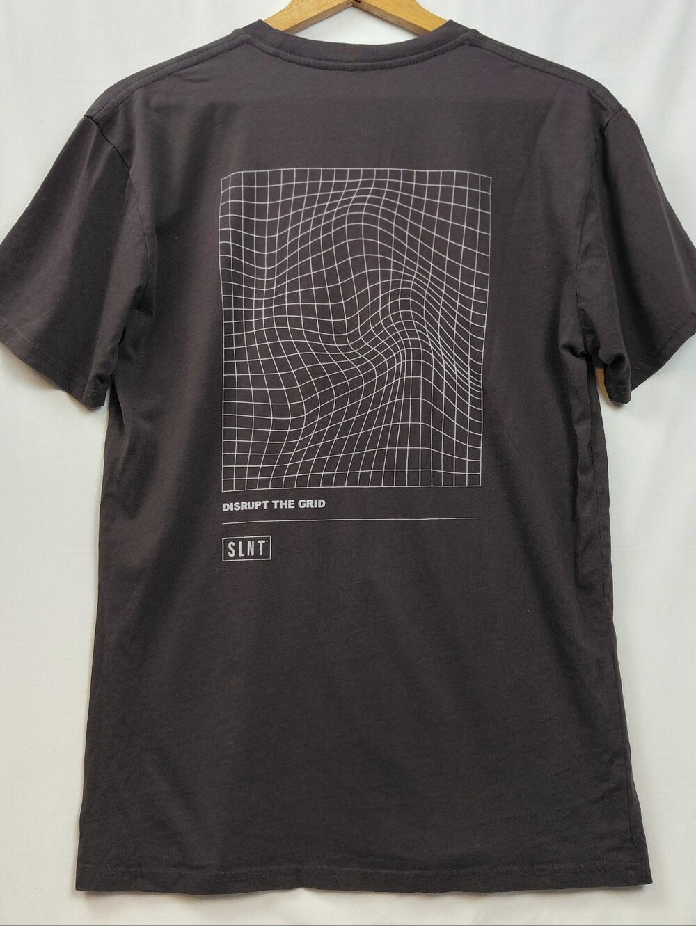 SLNT Disrupt The Grid T Shirt Gray Size Medium Unisex